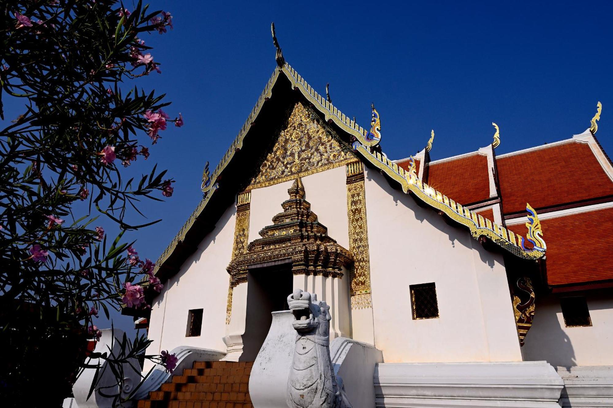Villa Mahaphrom Nan Bagian luar foto
